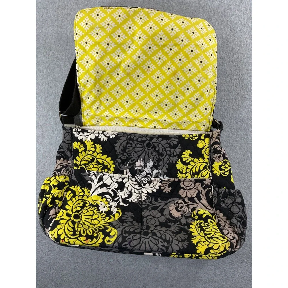 Vera Bradley Provencal Messenger Diaper Bag Floral Quilted Crossbody